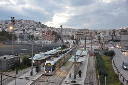 Straßenbahn Athen Ansaldo Sirio Tram am Stadion SEF