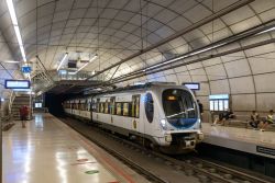 U-Bahn Bilbao Metro Linie L3 Euskotren E1 nach Donostia San Sebastian